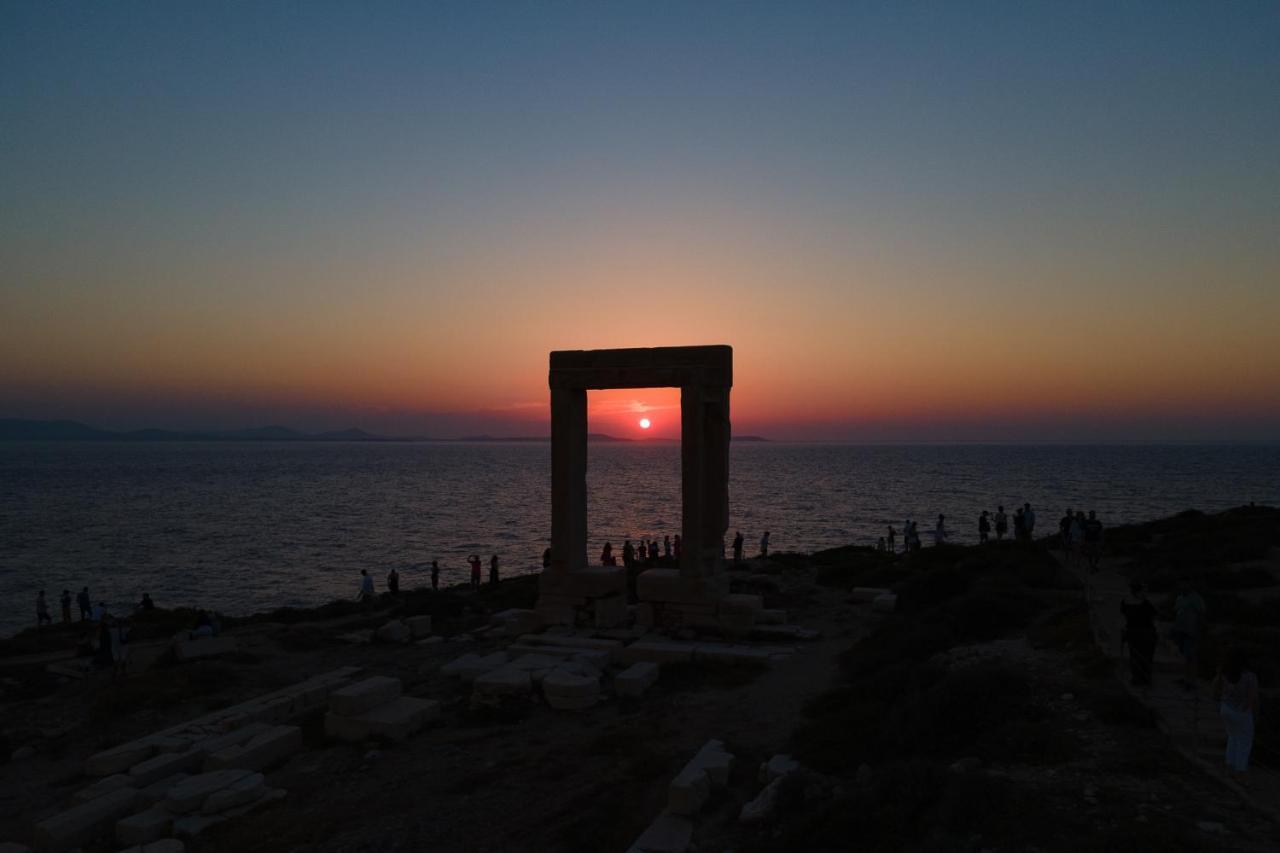 Naxos City Portara Seaside Luxury Suites المظهر الخارجي الصورة