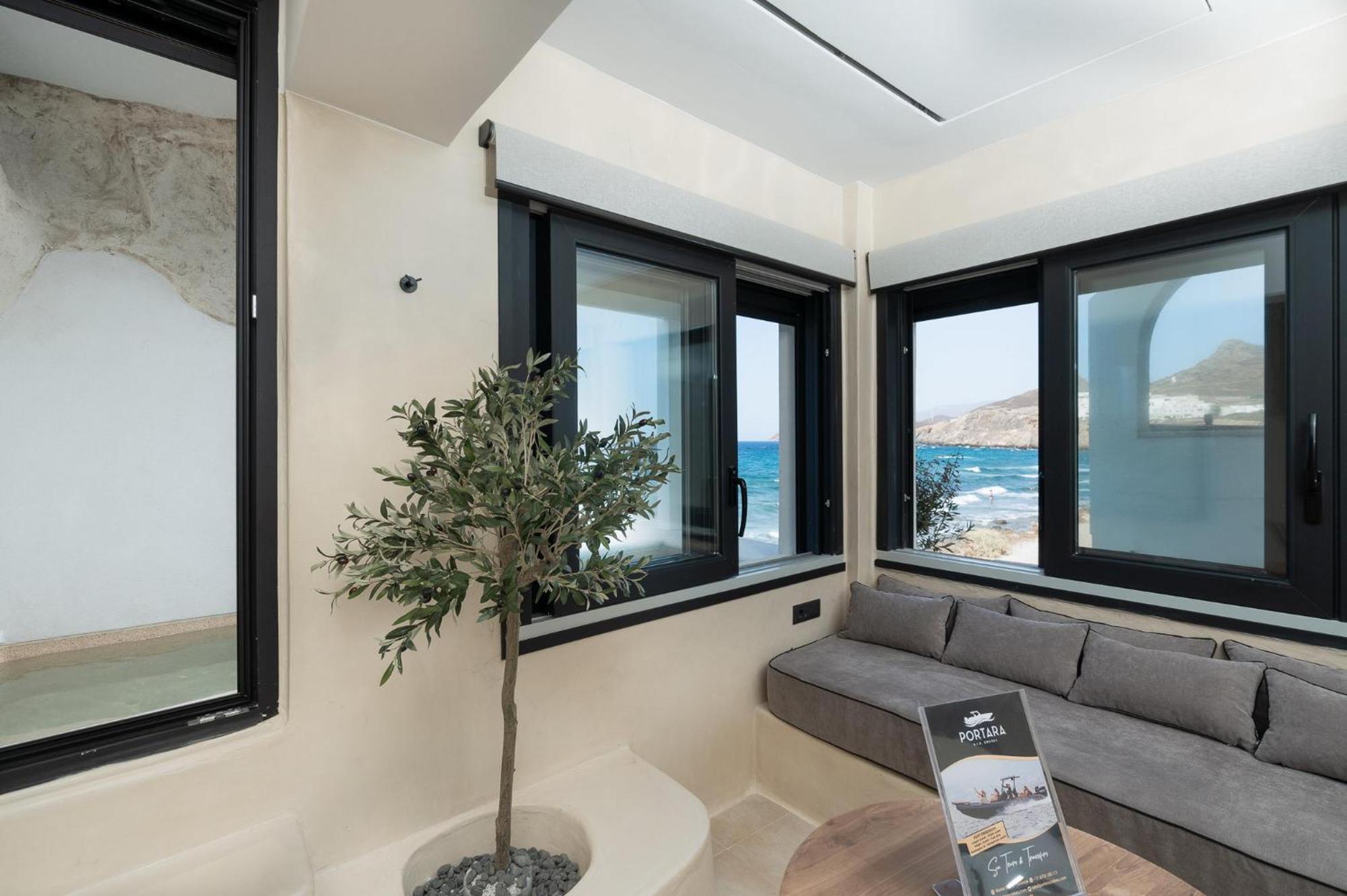 Naxos City Portara Seaside Luxury Suites المظهر الخارجي الصورة