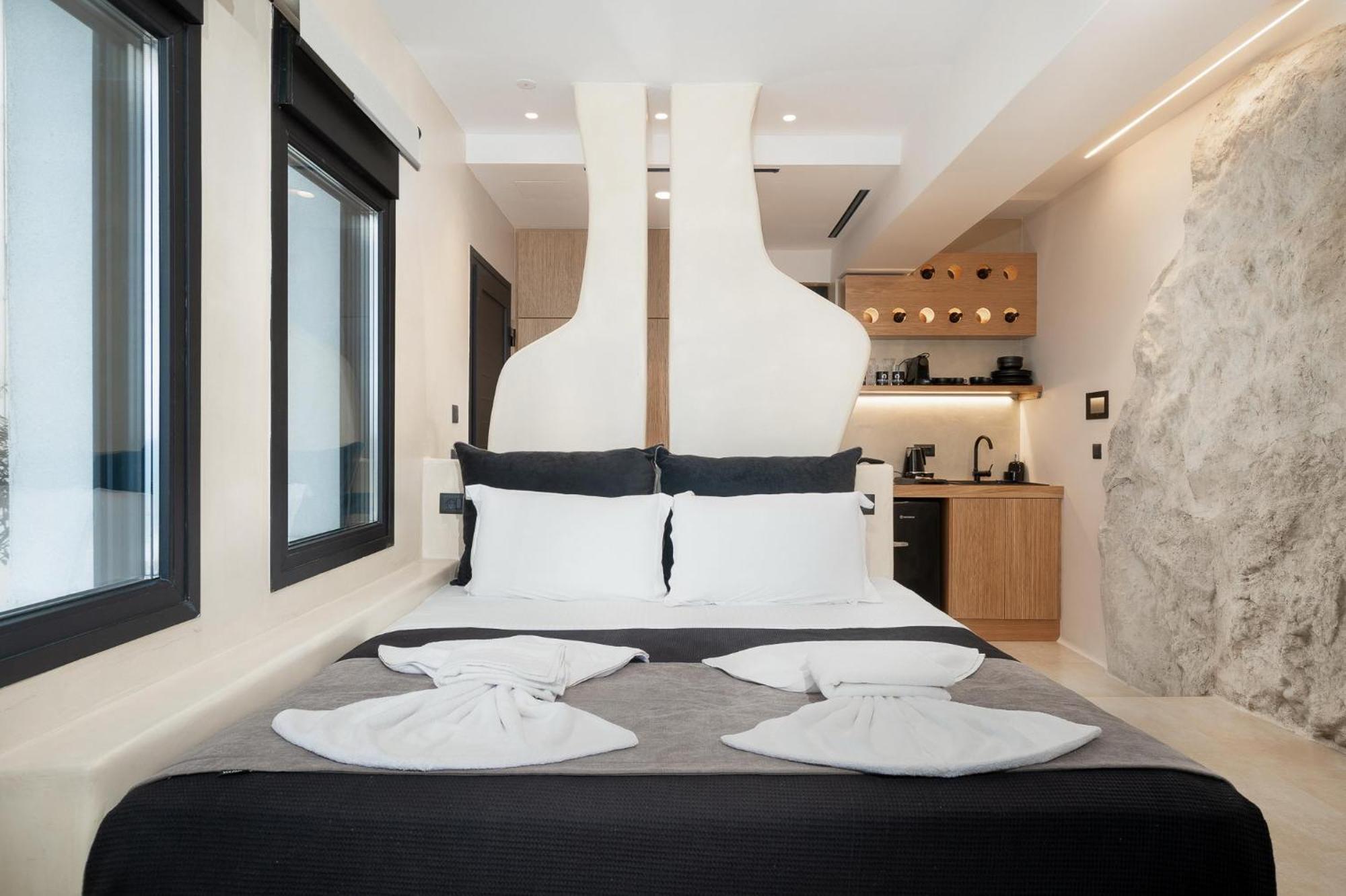Naxos City Portara Seaside Luxury Suites المظهر الخارجي الصورة