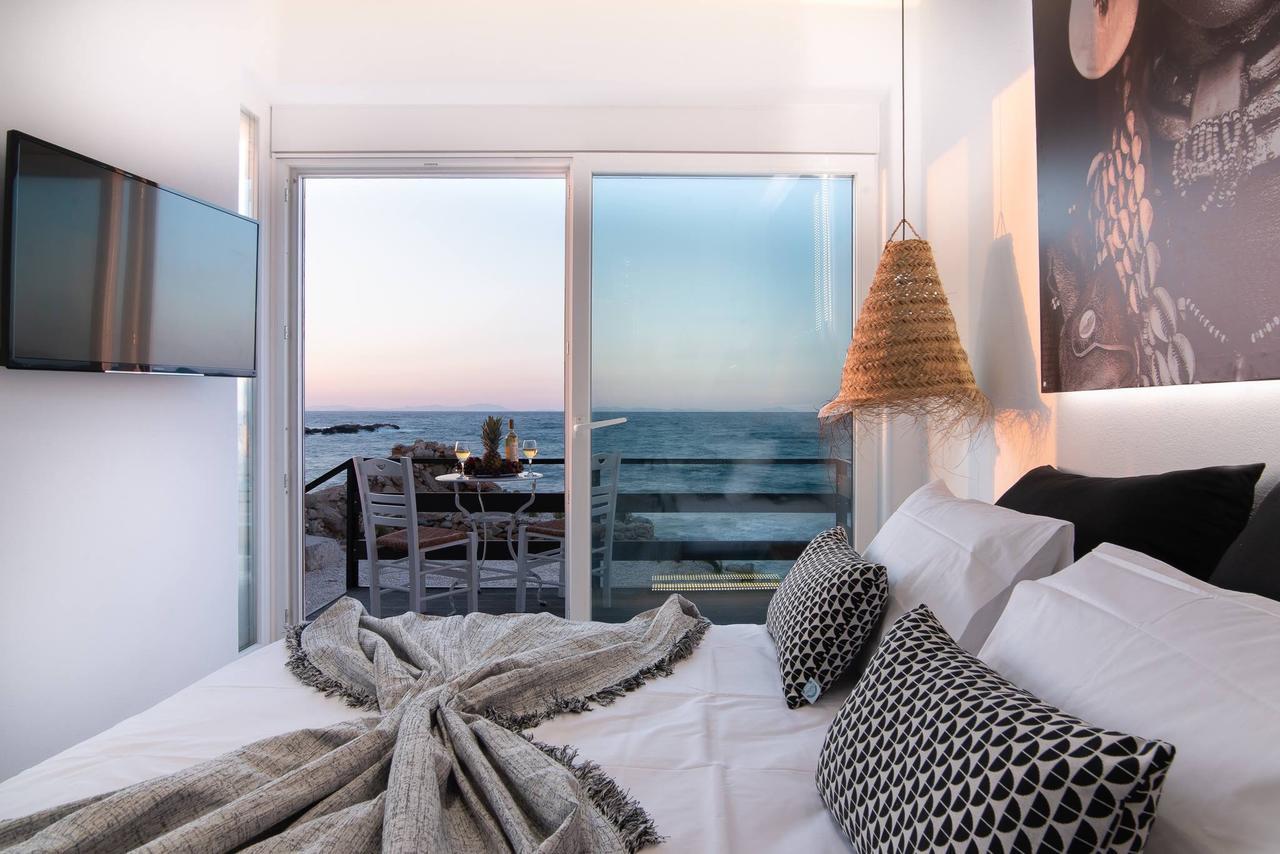 Naxos City Portara Seaside Luxury Suites المظهر الخارجي الصورة