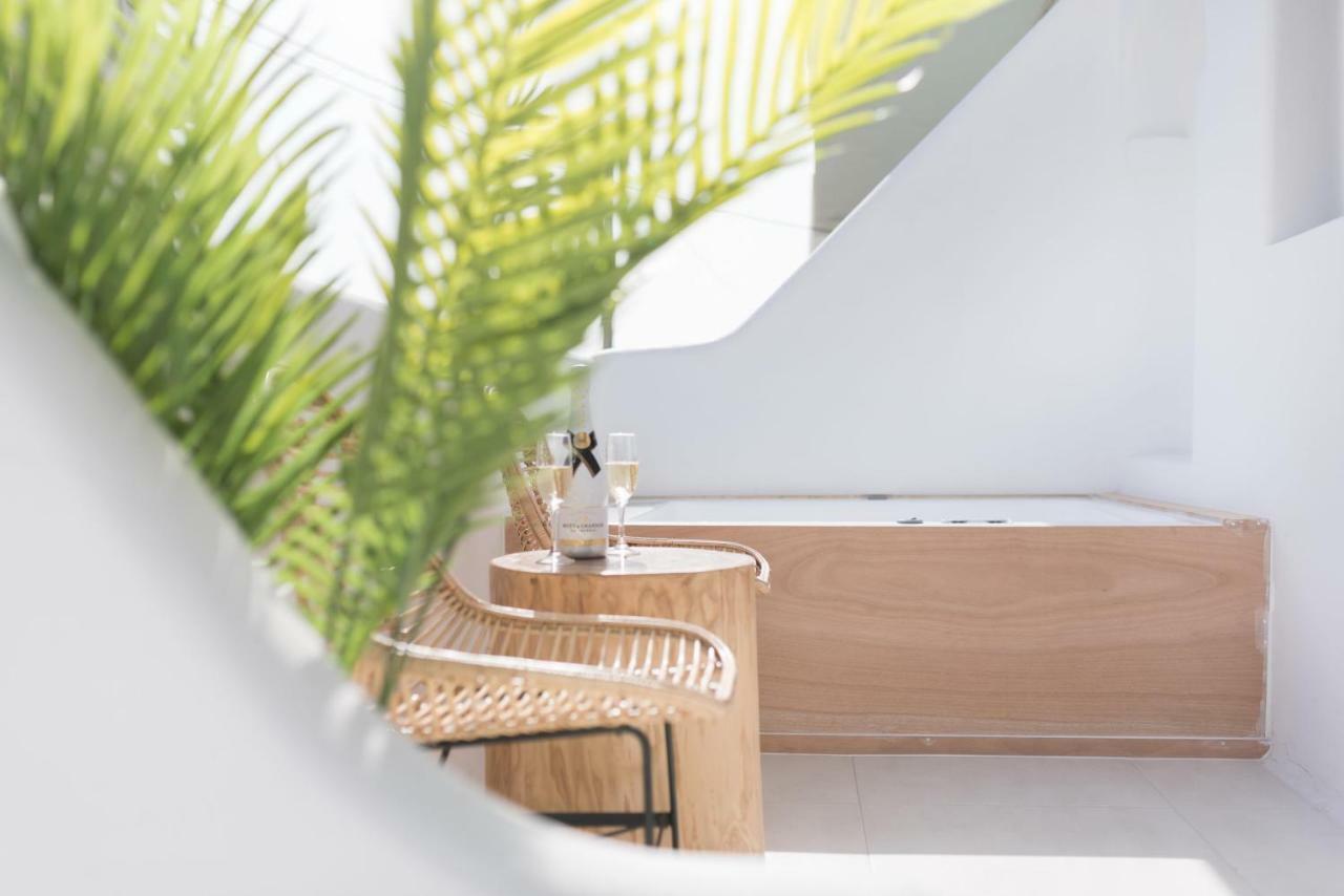 Naxos City Portara Seaside Luxury Suites المظهر الخارجي الصورة